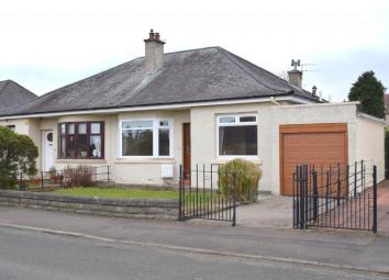 Semi-detached bungalow For Sale in Edinburgh