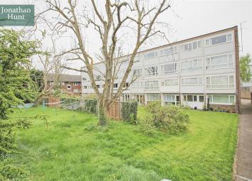 Flat To Rent in Ware