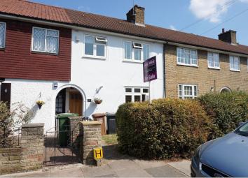 Terraced house For Sale in Bromley