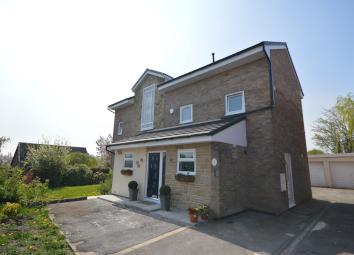 6 Bedroom Detached house to rent