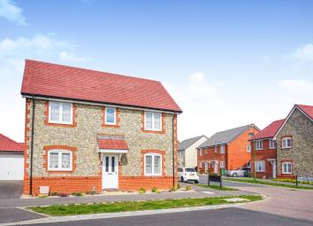 Detached house For Sale in Littlehampton
