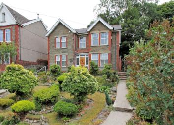 Detached house For Sale in Tonypandy