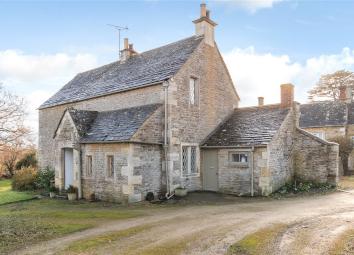 Detached house For Sale in Lechlade