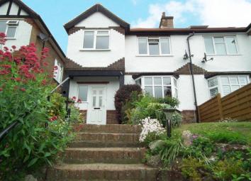 Semi-detached house To Rent in Potters Bar