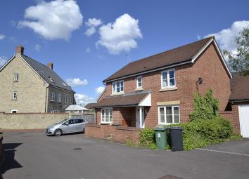 Detached house To Rent in Gloucester
