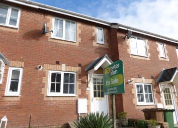 Terraced house For Sale in Hengoed