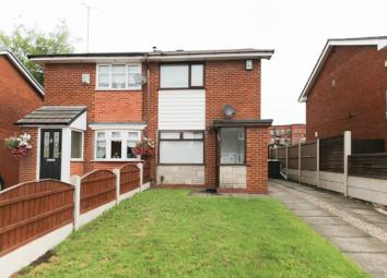 Semi-detached house To Rent in Wigan
