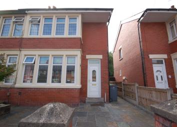 End terrace house To Rent in Blackpool