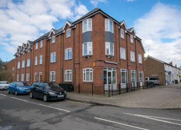3 Bedroom Flat to rent