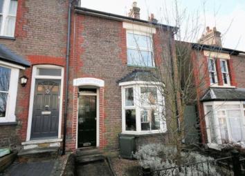 Terraced house To Rent in Chesham