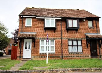 Semi-detached house For Sale in Epsom