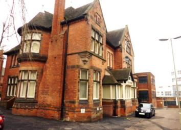 Flat To Rent in Dudley