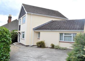 Detached house For Sale in Colchester