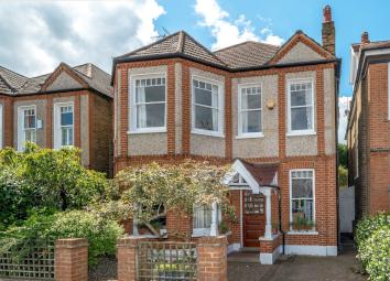 Detached house For Sale in Richmond