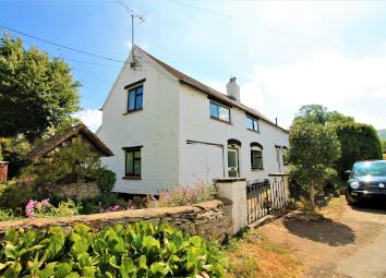 Cottage To Rent in Cheltenham