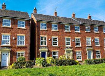 Town house To Rent in Nantwich