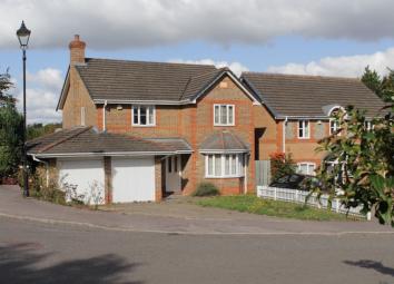 Detached house To Rent in Reading