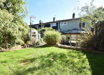 Terraced house For Sale in Edenbridge