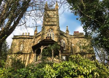 Detached house For Sale in St. Leonards-on-Sea