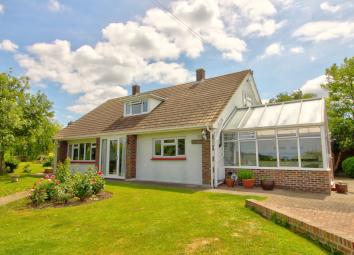 Detached house For Sale in Rochester