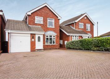 Detached house For Sale in Oldbury