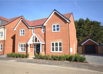Detached house For Sale in Sandhurst