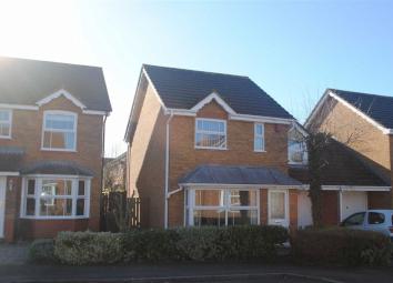 Link-detached house For Sale in Bristol