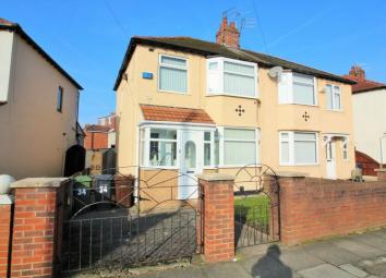 Semi-detached house To Rent in Bootle