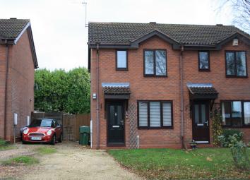 Semi-detached house To Rent in Bromsgrove