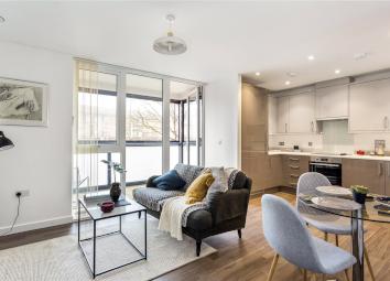 Flat For Sale in Rochester