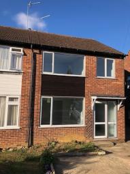 Semi-detached house To Rent in Banbury