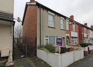 Terraced house For Sale in Wolverhampton