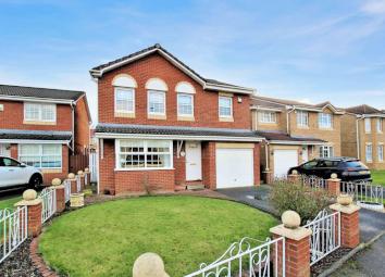 Villa For Sale in Motherwell