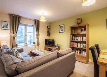 Flat For Sale in Cirencester