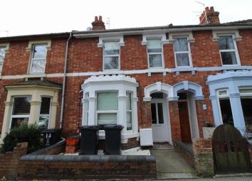 Terraced house To Rent in Swindon