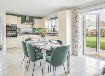 Detached house For Sale in Southam