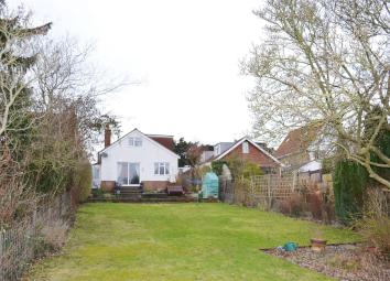 Detached bungalow For Sale in Salisbury