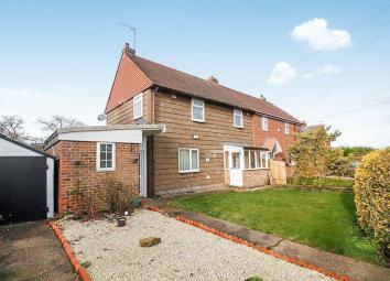 Semi-detached house For Sale in Hull