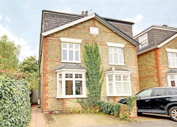 Semi-detached house For Sale in Staines