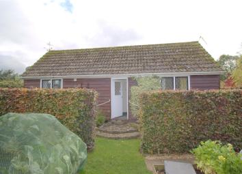 Bungalow To Rent in Cirencester