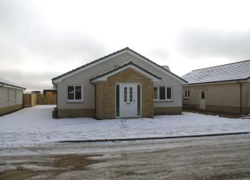 Bungalow For Sale in Bathgate