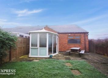 Semi-detached bungalow For Sale in Lincoln