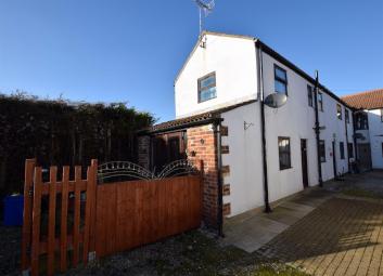 End terrace house For Sale in Driffield