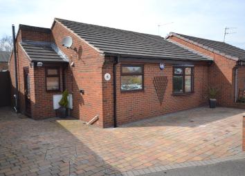Semi-detached bungalow For Sale in Newcastle-under-Lyme