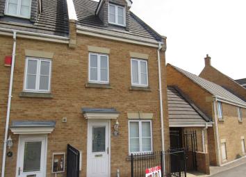 Town house To Rent in Bristol