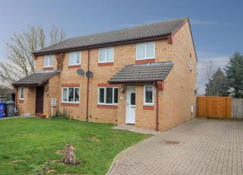 Semi-detached house For Sale in Brackley