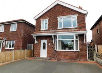 Detached house For Sale in Stafford