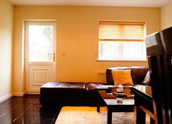 End terrace house To Rent in Solihull