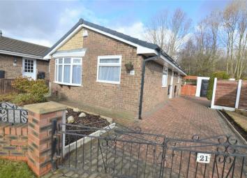 Detached bungalow For Sale in Manchester