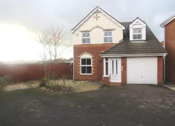 Detached house For Sale in Barry